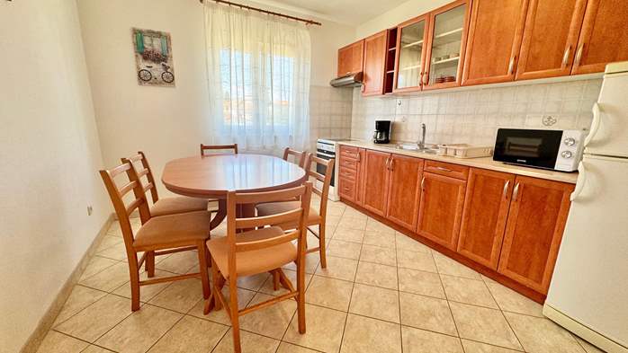 Geräumiges Apartment mit 2 SZ für 6 Personen im 2. Stock, 4