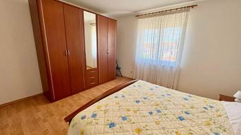 Komotan apartman s dvije spavaće sobe za 6 osoba na 2.katu, 10