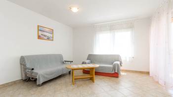 Spacious two-bedroom apartment for 6 persons on the 2nd floor, 2