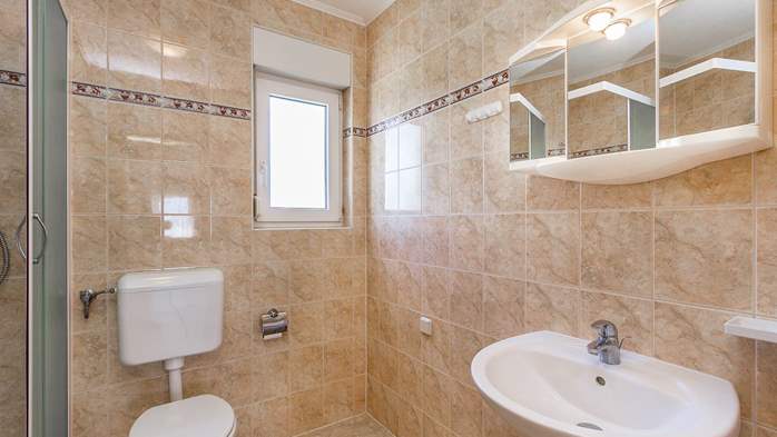 Geräumiges Apartment mit 2 SZ für 6 Personen im 2. Stock, 9