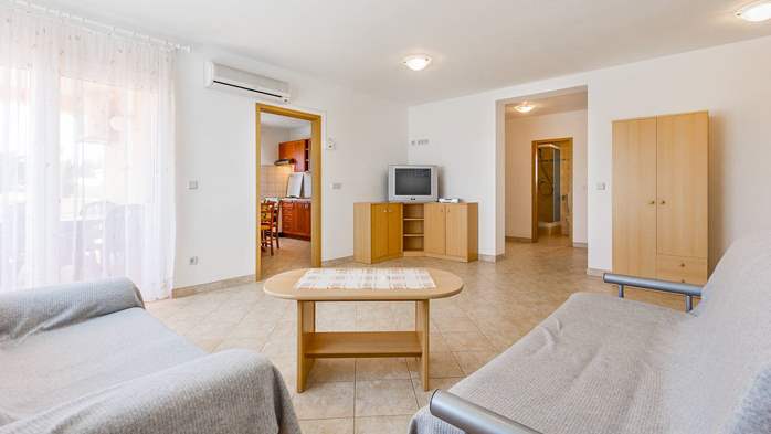 Geräumiges Apartment mit 2 SZ für 6 Personen im 2. Stock, 3