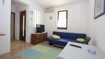 Apartment for 4 persons with private terrace and garden, parking, 4