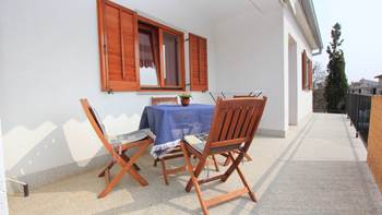 One-bedroom, nice apartment for 4 persons with private balcony, 10
