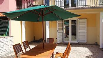 Modern 2 bedroom apartment, with terrace and barbecue, WiFi, 10